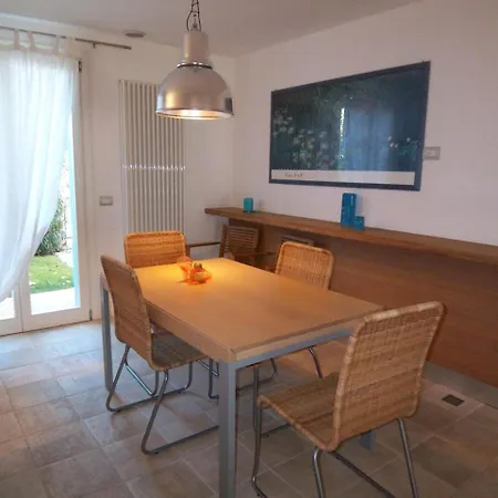 Laguna Village Apartment *